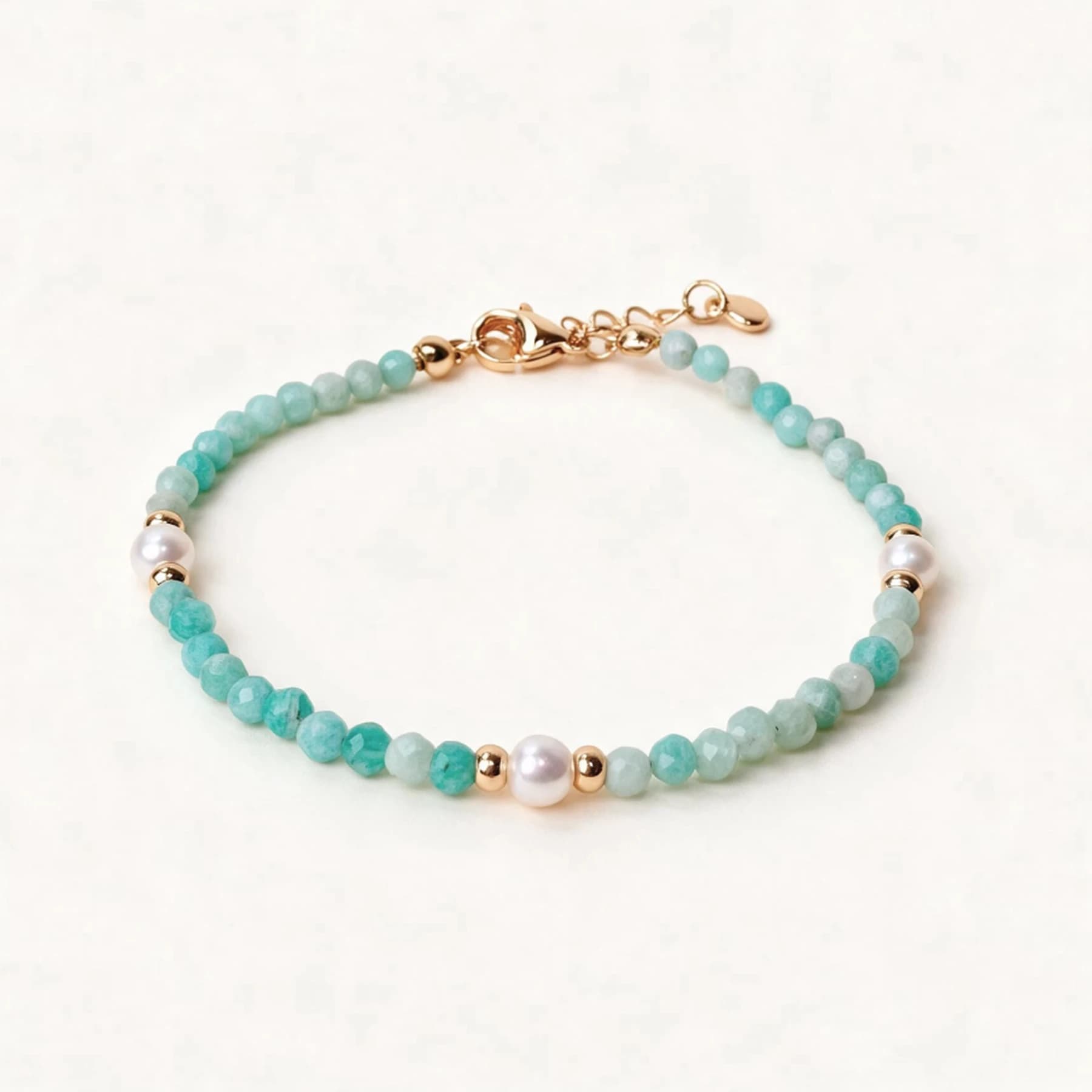 Amuvara gemstone jewelry: Amazonite Pearl Bead Bracelet